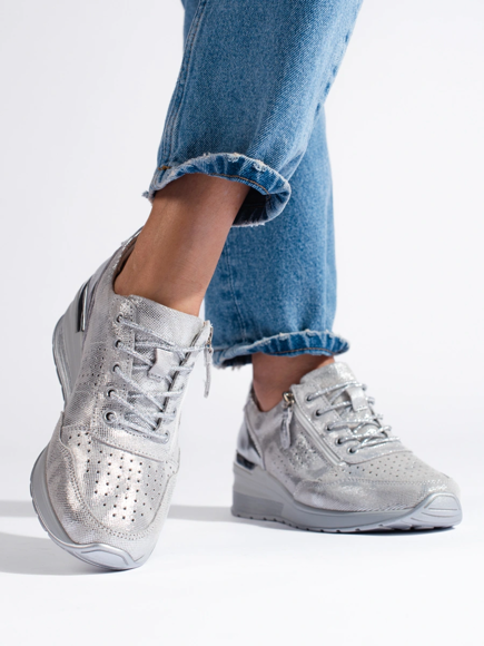 Kožené sneakersy na klínku stříbrné