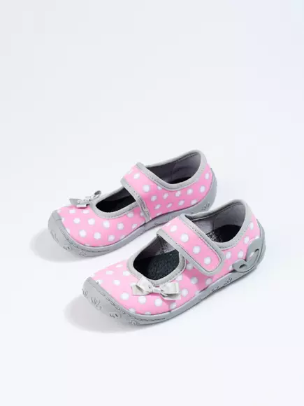  Růžové pantofle pro holčičku Shelovet