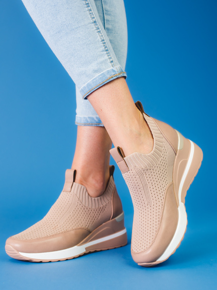 Textilní sneakersy na klínku Vinceza
