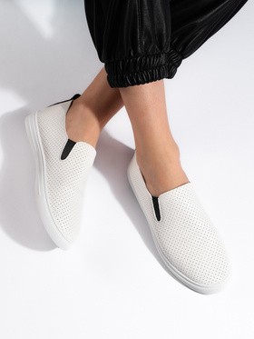 Dírkované tenisky slip on bílo-černé