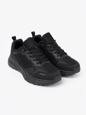 Černé sneakersy z textilním svrškem pánské McArthur 