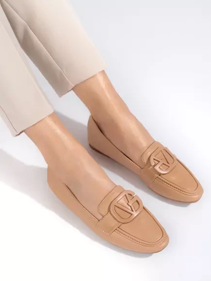 Dámské béžové slip-on mokasíny 